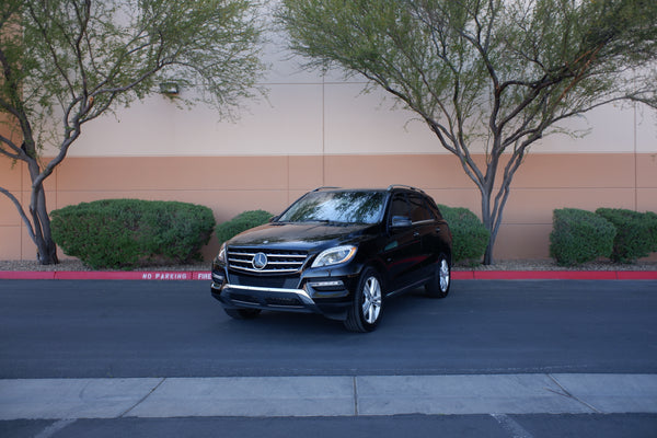 2012 Mercedes-Benz - ML350 4Matic - Highly Equipped