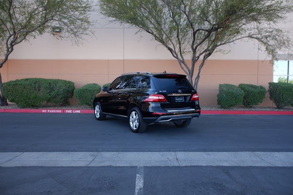 2012 Mercedes-Benz - ML350 4Matic - Highly Equipped