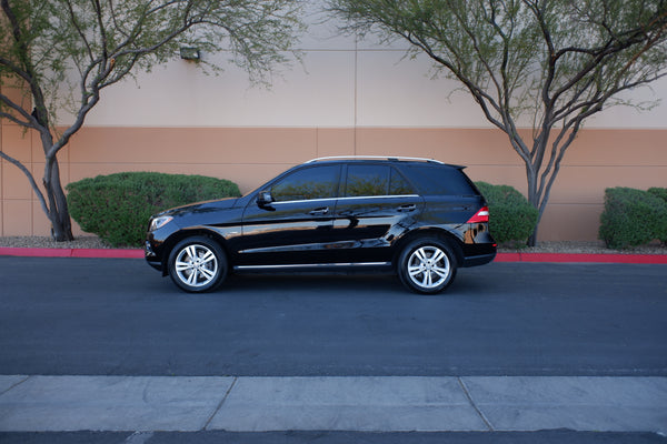 2012 Mercedes-Benz - ML350 4Matic - Highly Equipped