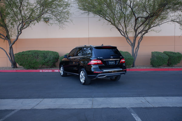2012 Mercedes-Benz - ML350 4Matic - Highly Equipped