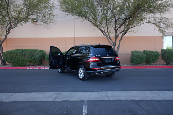 2012 Mercedes-Benz - ML350 4Matic - Highly Equipped