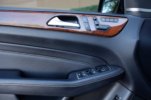 2012 Mercedes-Benz - ML350 4Matic - Highly Equipped
