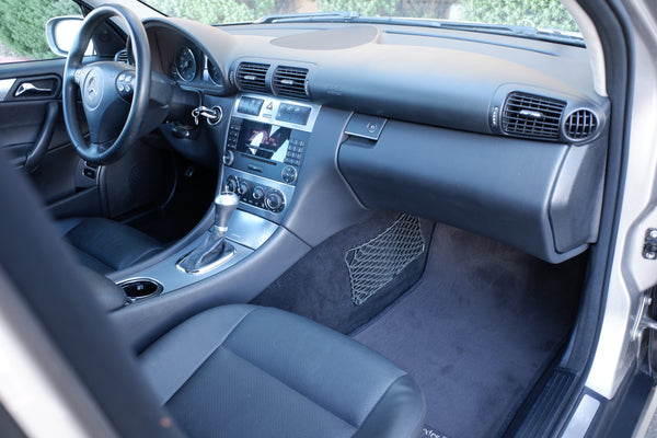 2005 Mercedes-Benz - C230 Kompressor