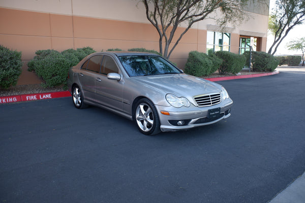 2005 Mercedes-Benz - C230 Kompressor