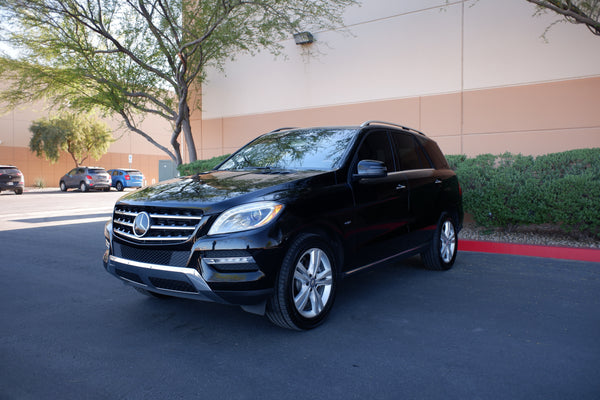 2012 Mercedes-Benz - ML350 4Matic - Highly Equipped