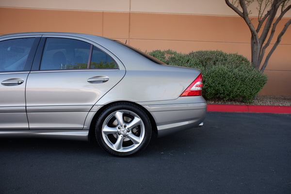 2005 Mercedes-Benz - C230 Kompressor