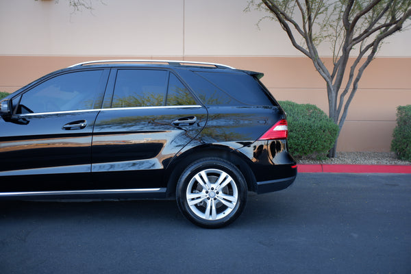 2012 Mercedes-Benz - ML350 4Matic - Highly Equipped