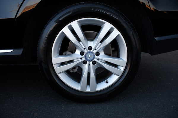 2012 Mercedes-Benz - ML350 4Matic - Highly Equipped