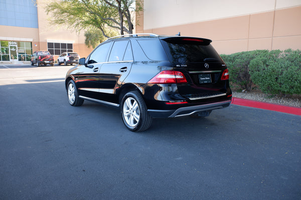 2012 Mercedes-Benz - ML350 4Matic - Highly Equipped