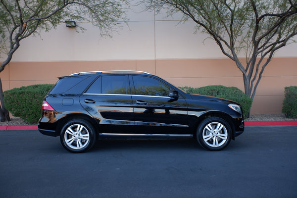 2012 Mercedes-Benz - ML350 4Matic - Highly Equipped