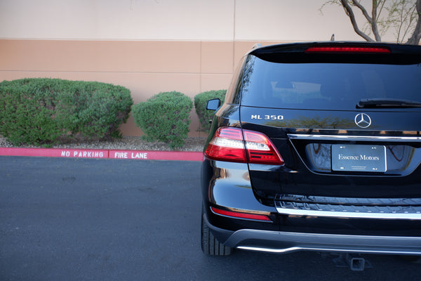 2012 Mercedes-Benz - ML350 4Matic - Highly Equipped