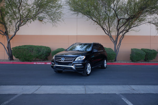 2012 Mercedes-Benz - ML350 4Matic - Highly Equipped