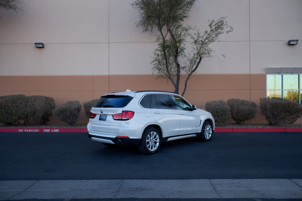 2015 BMW X5 xDrive 35i - 7 Seats