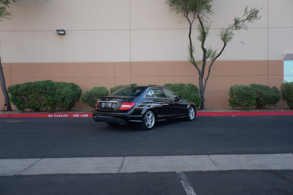 2013 Mercedes-Benz C250 w/ rear view camera