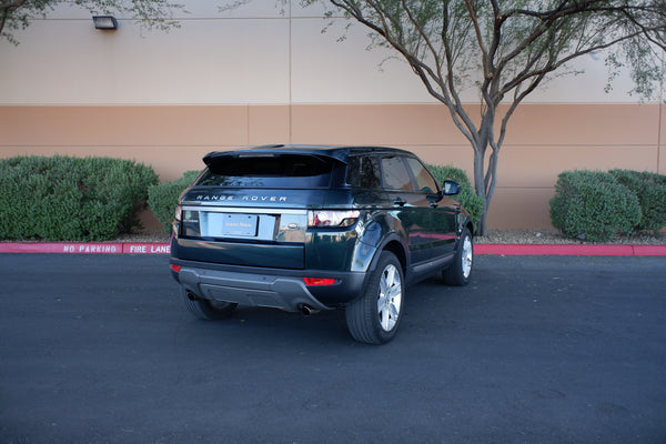 2015 Land Rover - Range Rover Evoque Pure Plus- Green/Tan