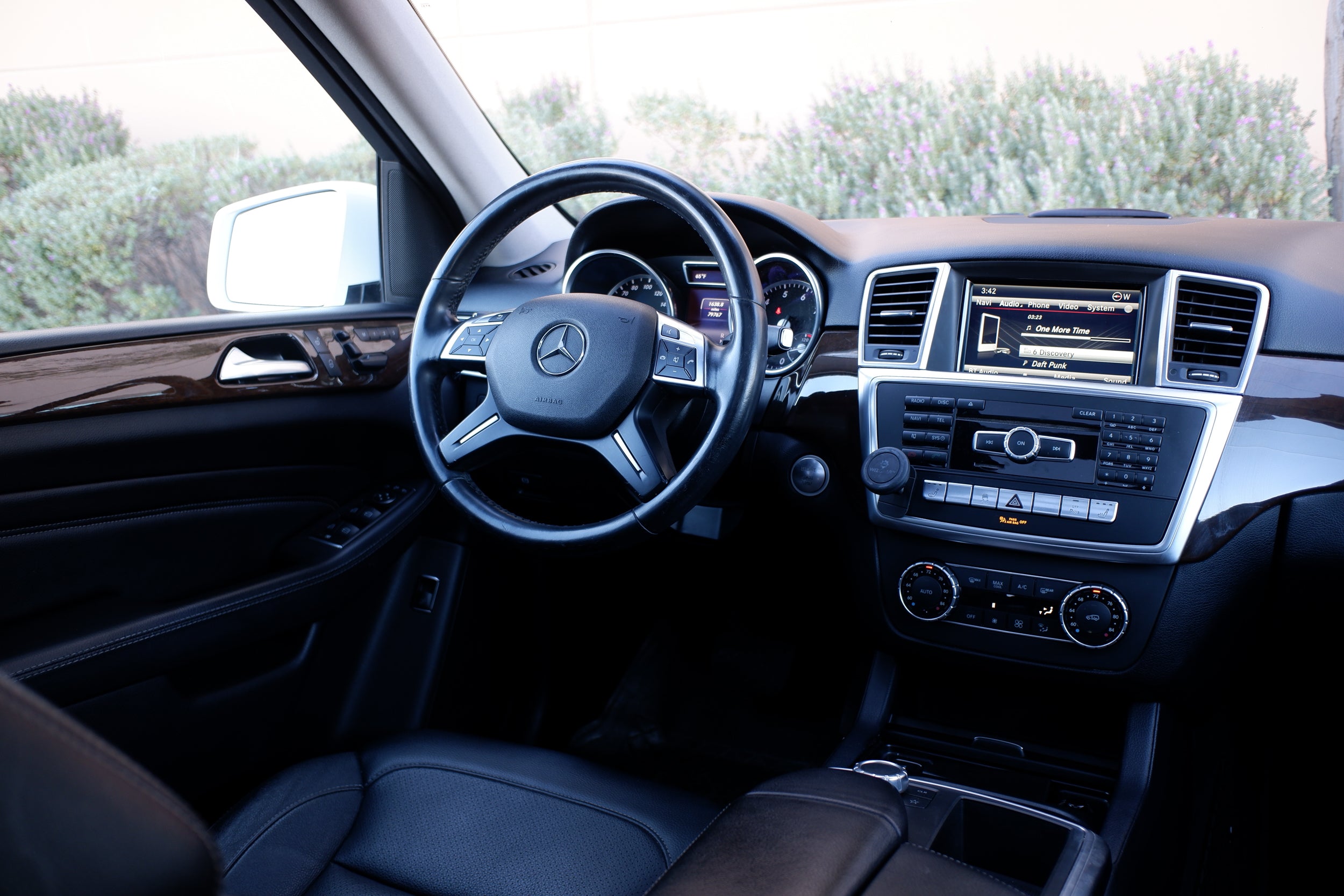 2015 Mercedes Benz ML 350 photo 4