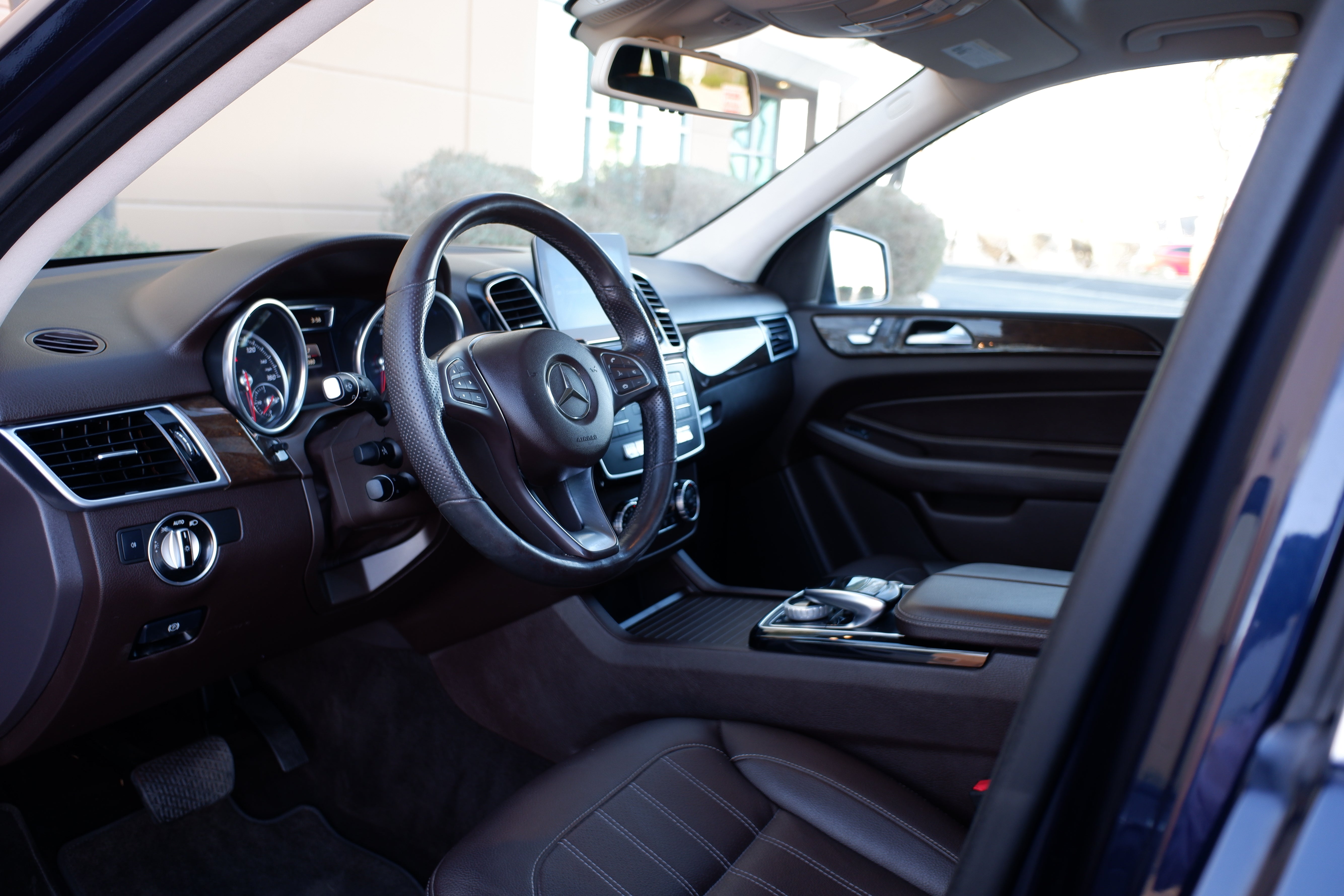 2016 Mercedes Benz GLE 350 4MATIC photo 4
