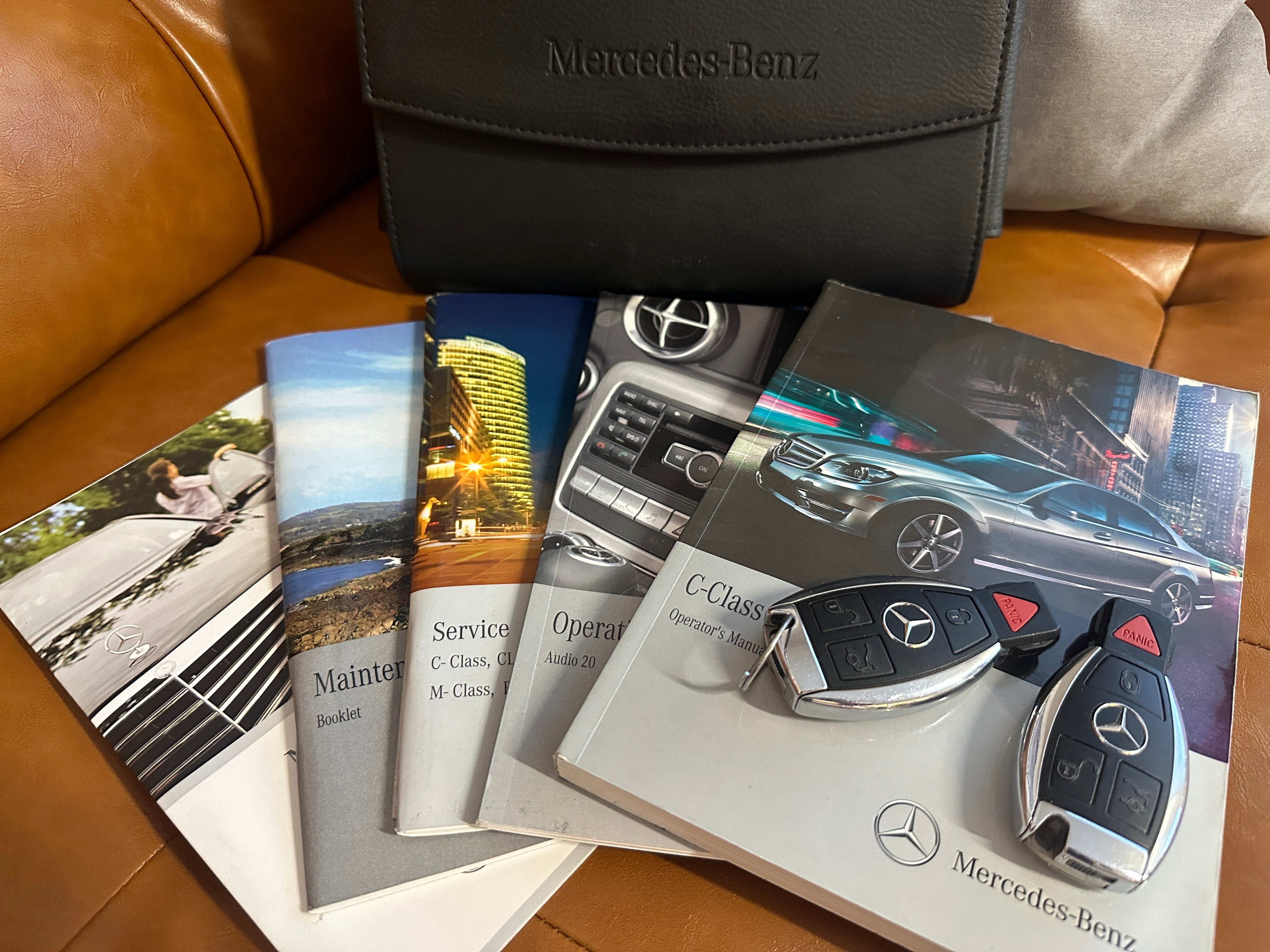 2012 Mercedes Benz C 250 photo 5
