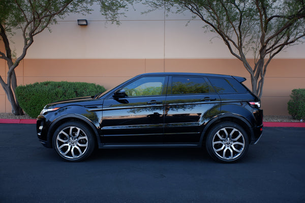 2014 Land Rover - Range Rover Evoque Dynamic - Black on Black