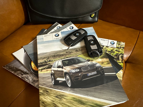 2012 BMW X5 - xDrive35i - 7 Seat - 1 Owner