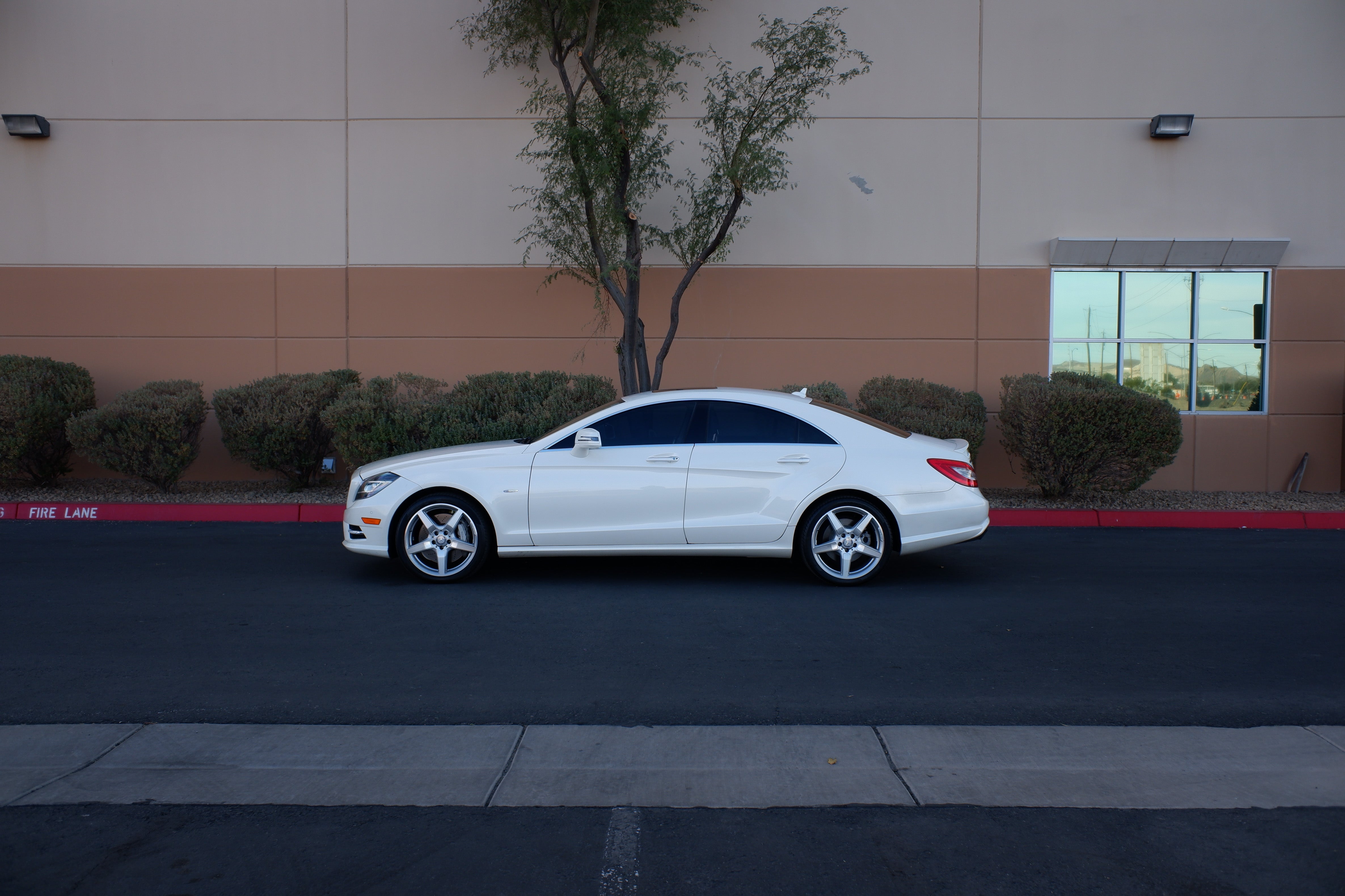 2012 Mercedes Benz CLS 550 photo 8
