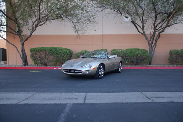 1998 Jaguar XK8 Cabriolet