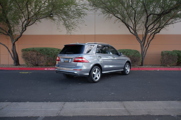 2014 Mercedes-Benz ML350 4MATIC SUV - Sport Package