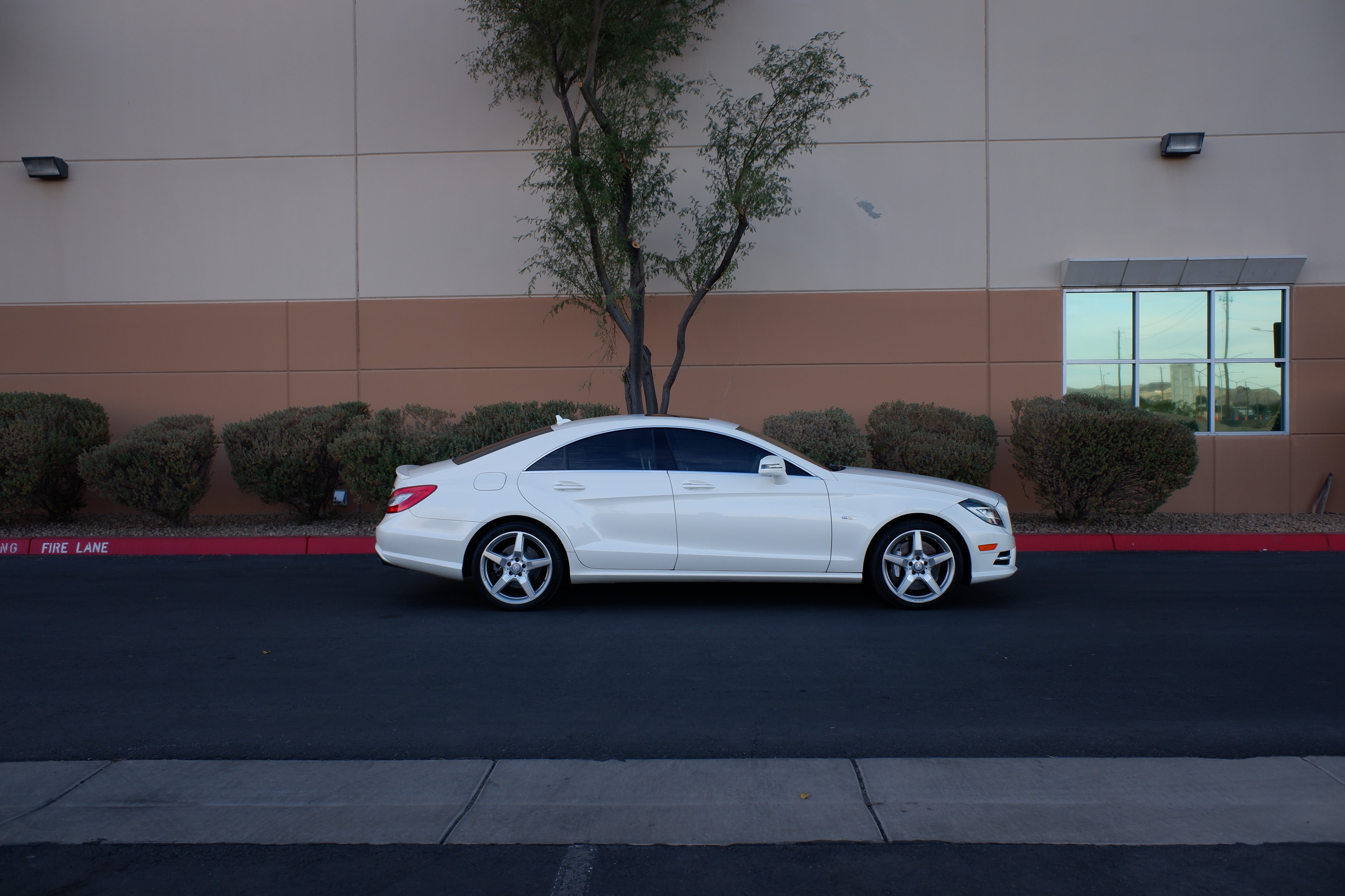 2012 Mercedes Benz CLS 550 photo 11