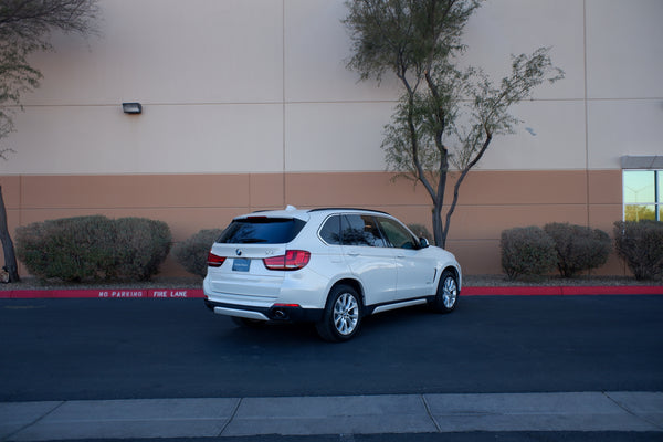 2015 BMW X5 xDrive 35i - 7 Seats