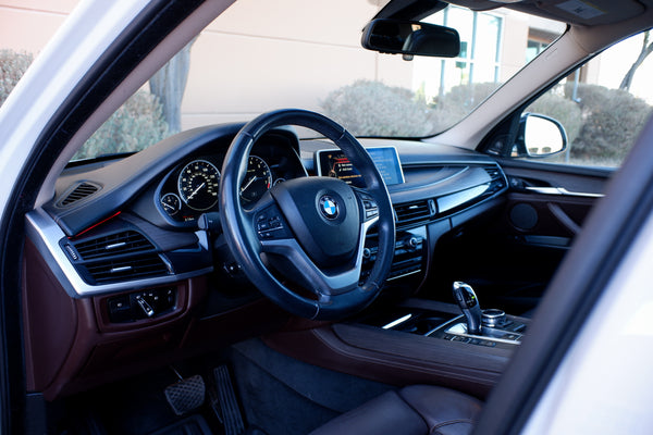 2015 BMW X5 xDrive 35i - 7 Seats