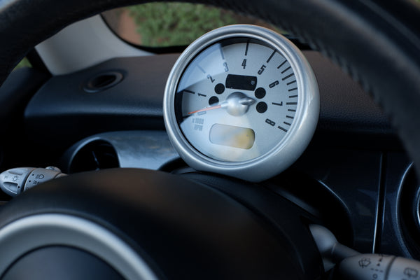 2005 Mini Cooper S - 6-speed manual - Panoramic Roof