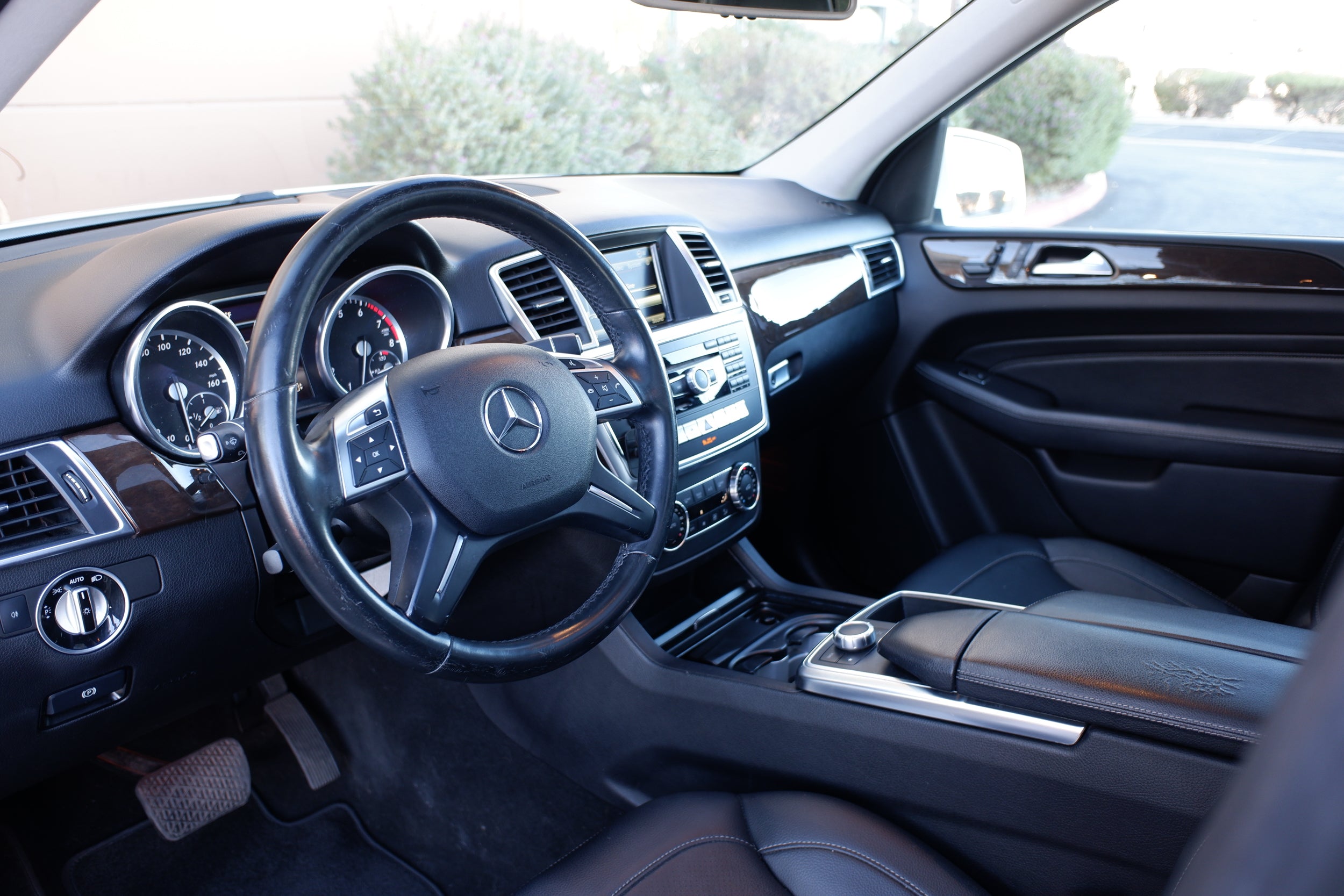2015 Mercedes Benz ML 350 photo 22