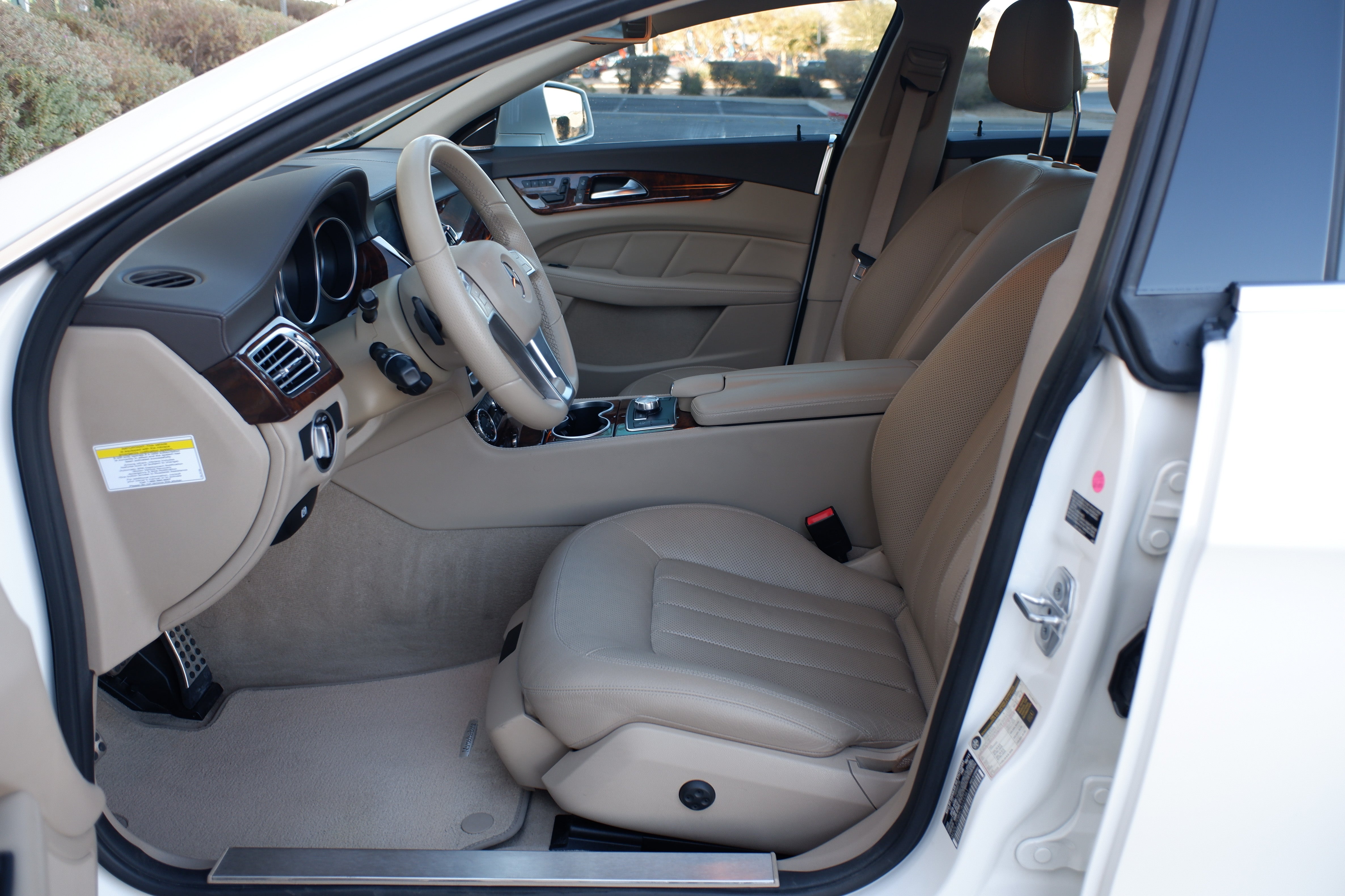 2012 Mercedes Benz CLS 550 photo 22