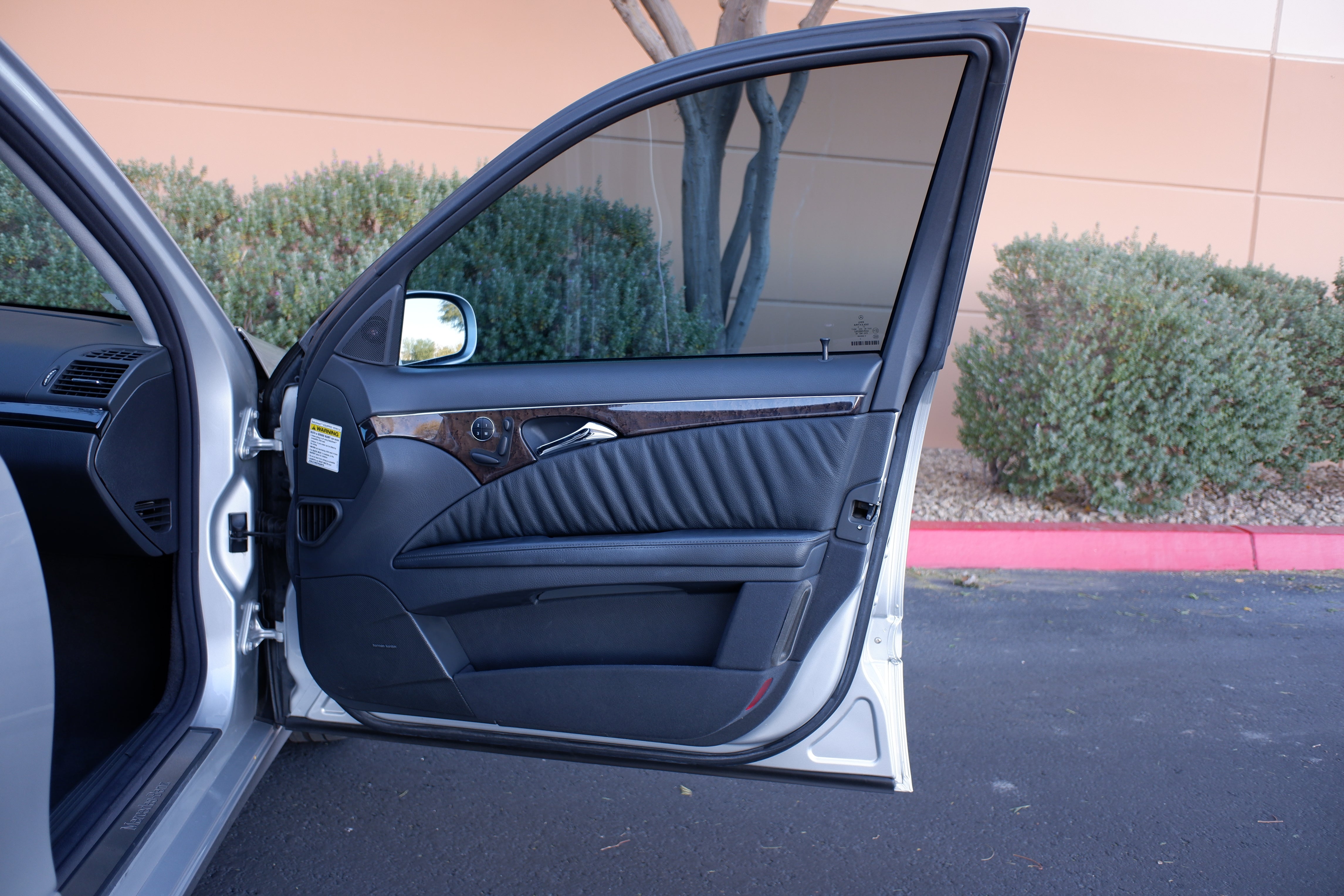 2005 Mercedes Benz E 500 photo 23
