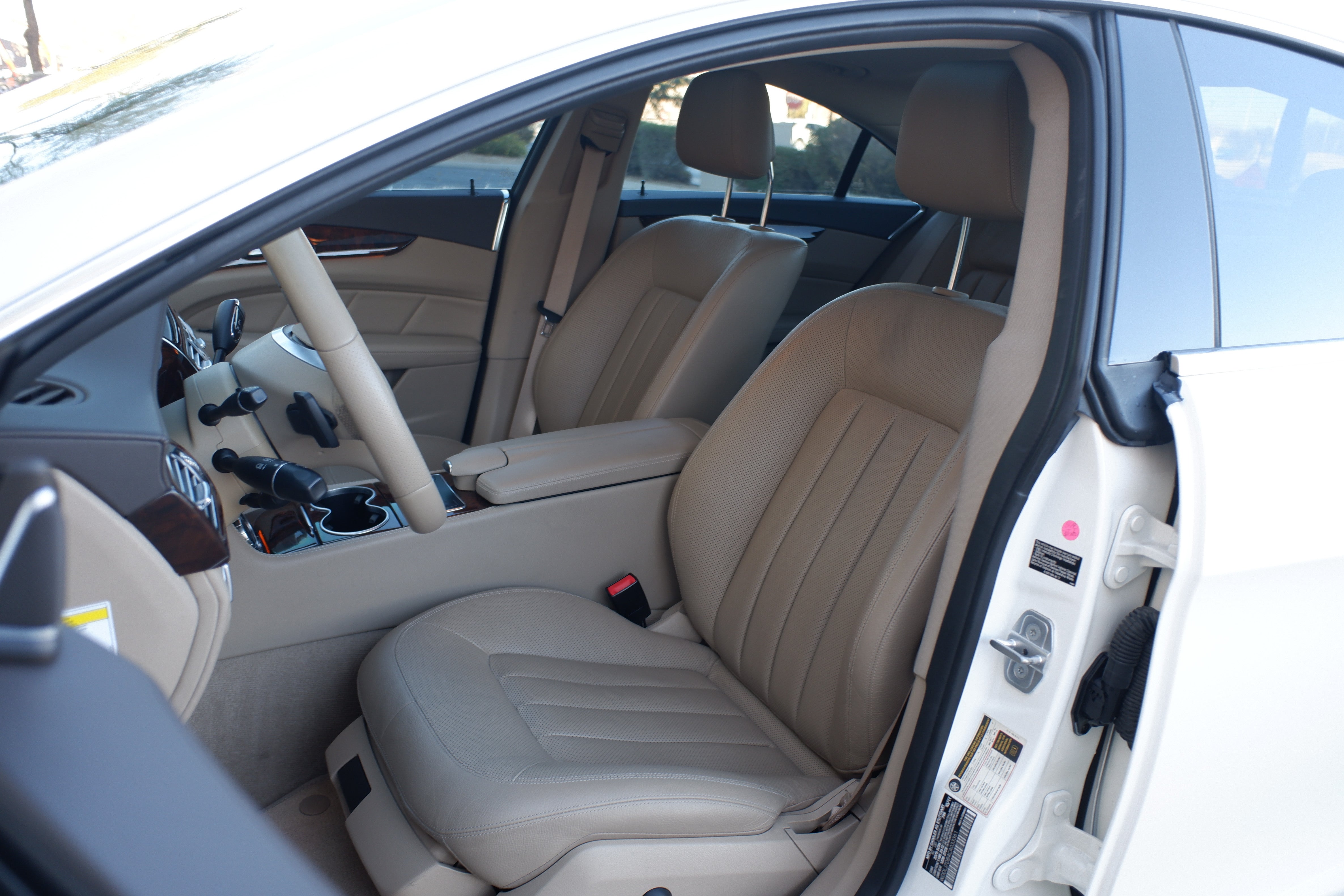 2012 Mercedes Benz CLS 550 photo 23