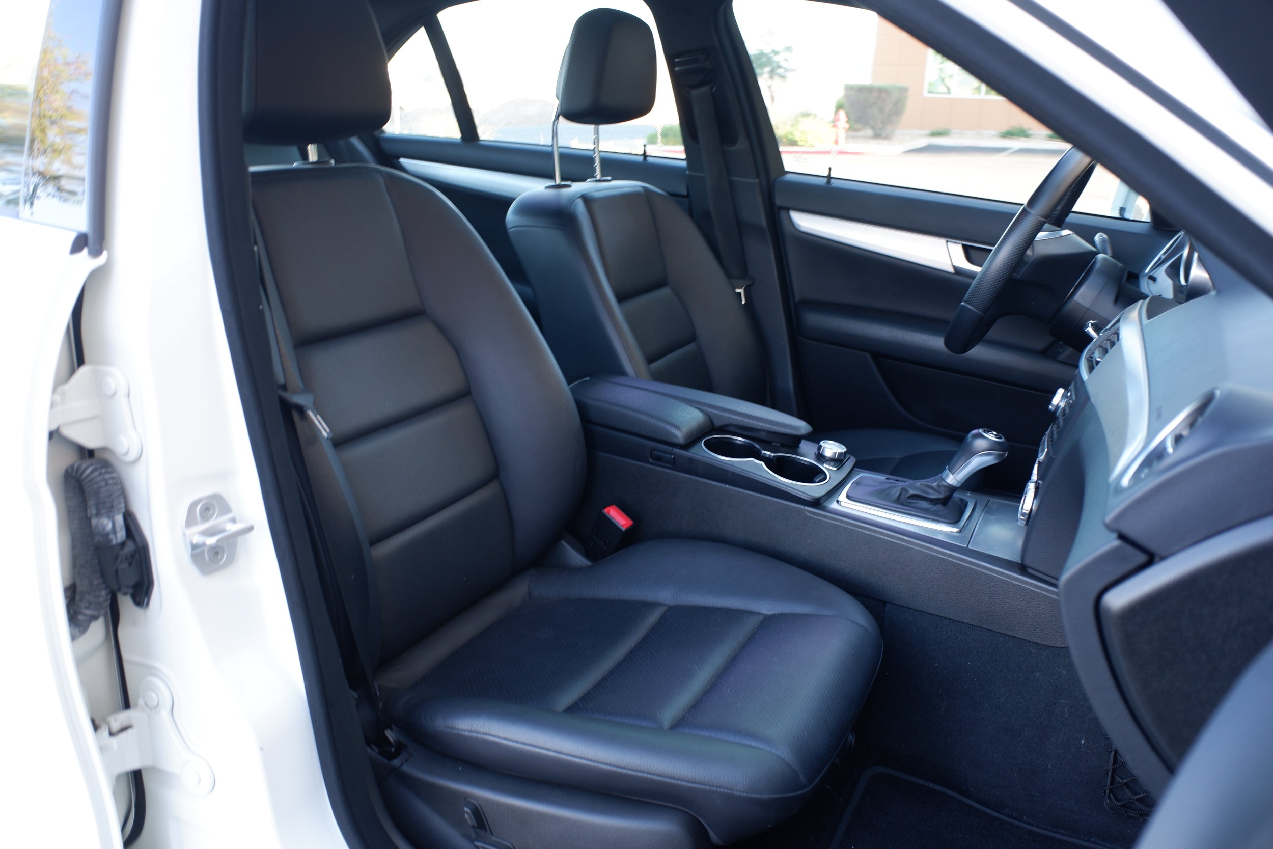 2012 Mercedes Benz C 250 photo 26