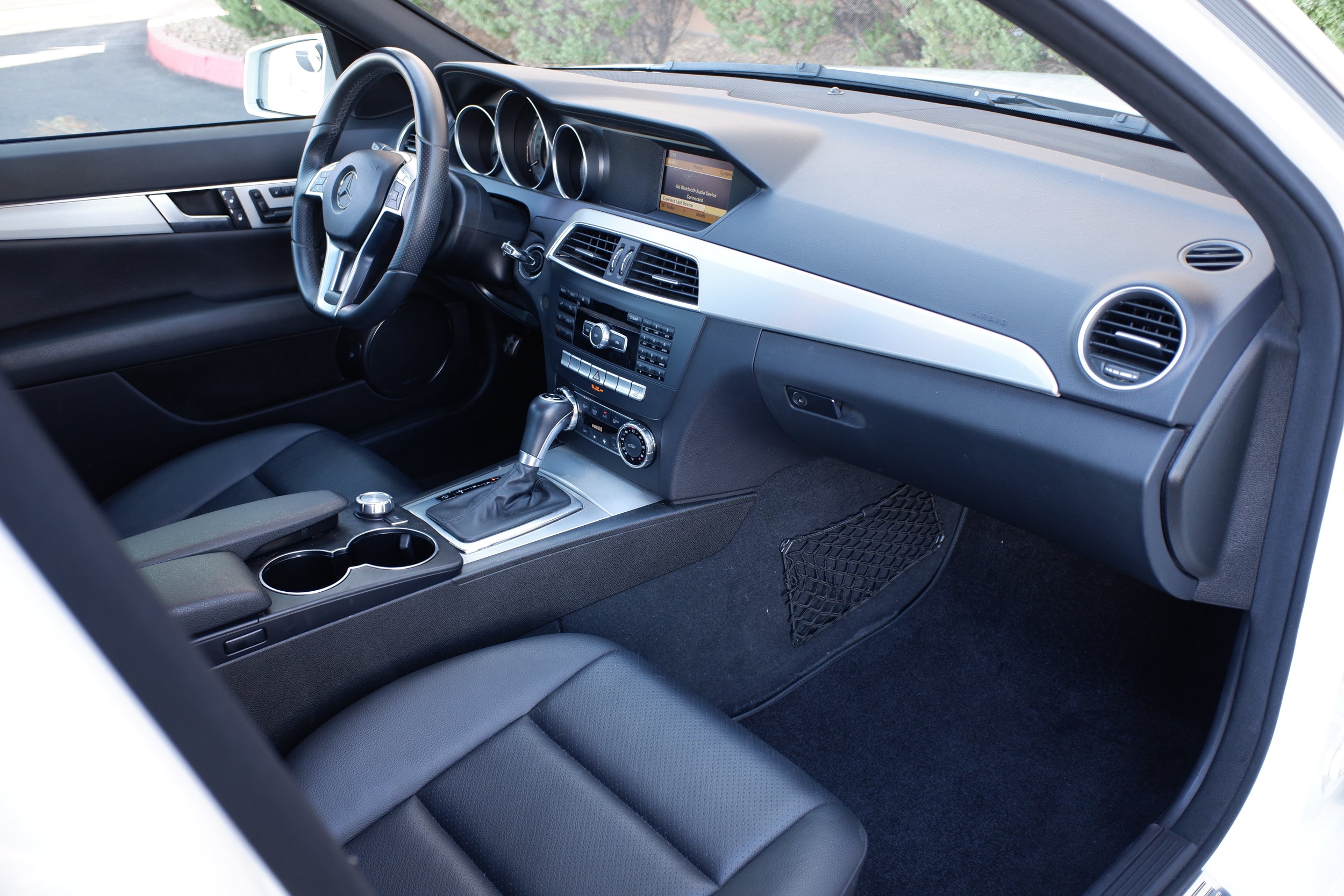 2012 Mercedes Benz C 250 photo 28