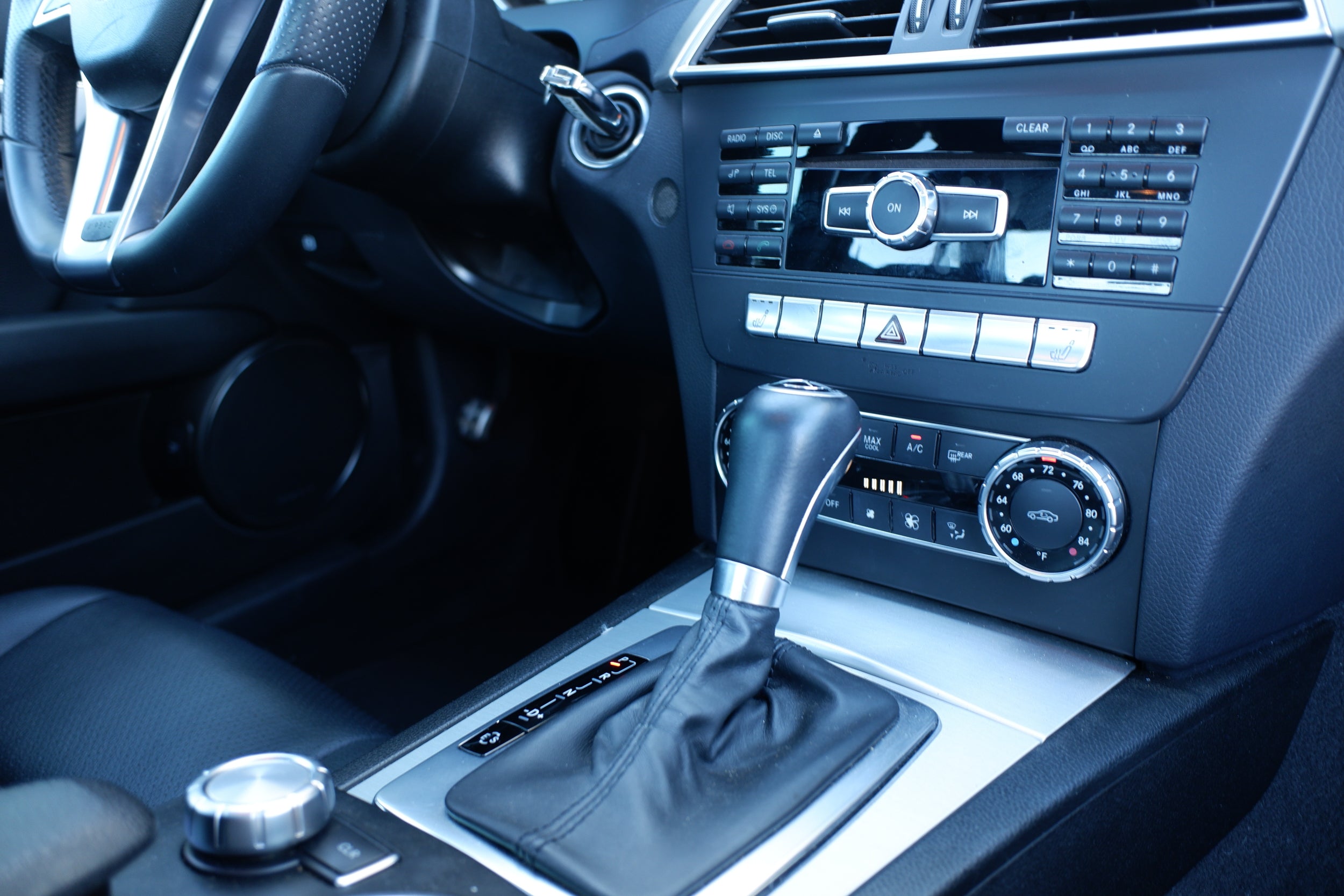 2012 Mercedes Benz C 250 photo 29