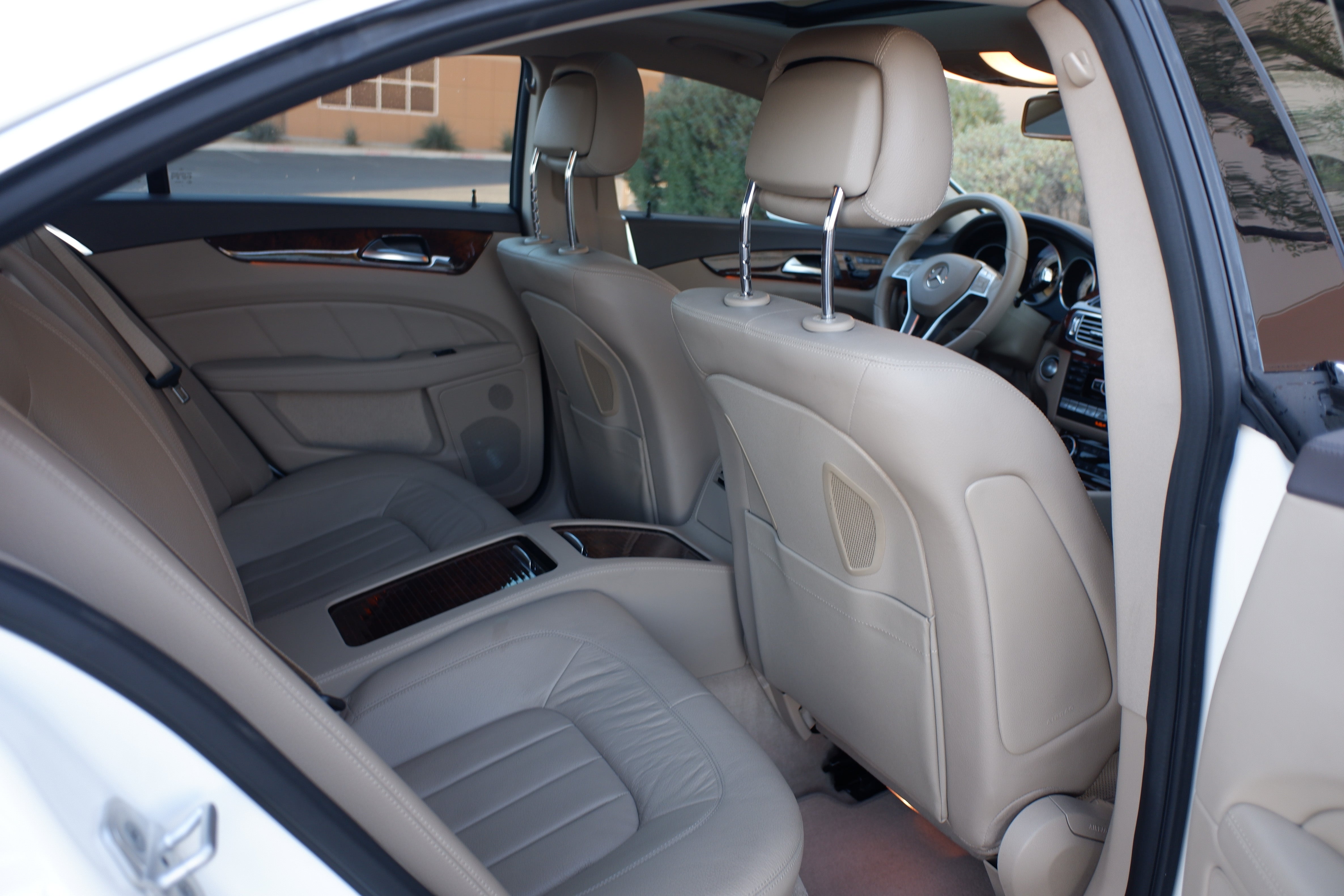 2012 Mercedes Benz CLS 550 photo 31