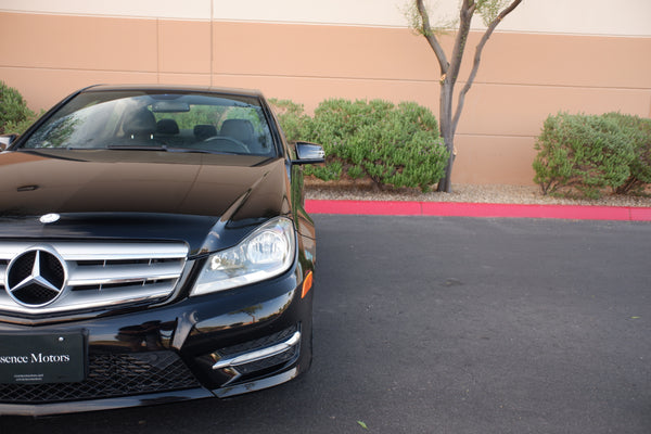 2013 Mercedes-Benz C250 w/ rear view camera