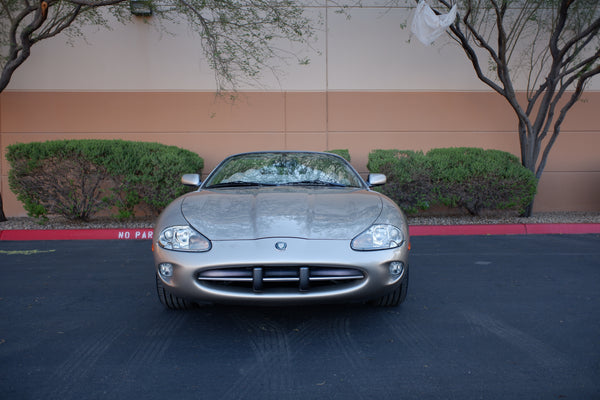 1998 Jaguar XK8 Cabriolet