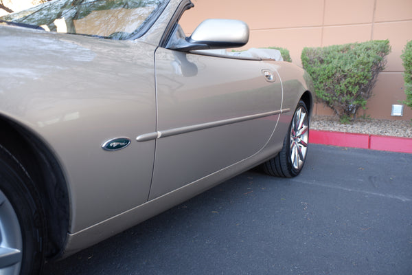 1998 Jaguar XK8 Cabriolet