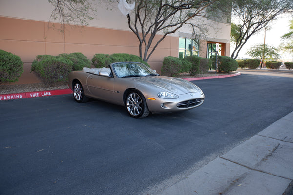 1998 Jaguar XK8 Cabriolet