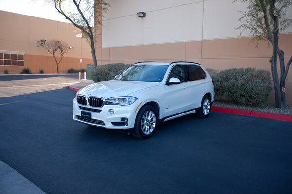 2015 BMW X5 xDrive 35i - 7 Seats