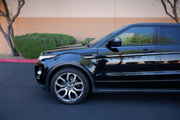 2014 Land Rover - Range Rover Evoque Dynamic - Black on Black