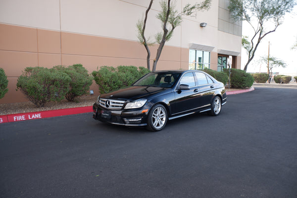 2013 Mercedes-Benz C250 w/ rear view camera