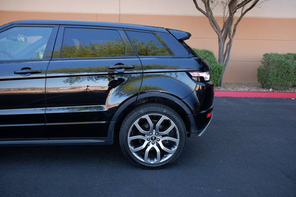 2014 Land Rover - Range Rover Evoque Dynamic - Black on Black