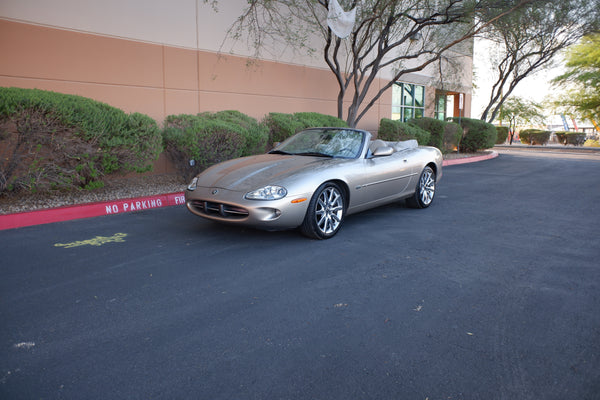 1998 Jaguar XK8 Cabriolet