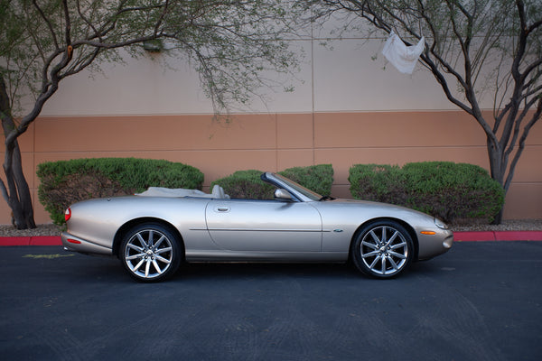 1998 Jaguar XK8 Cabriolet