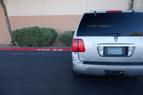 2004 Lincoln Navigator Luxury - 72k miles - AWD